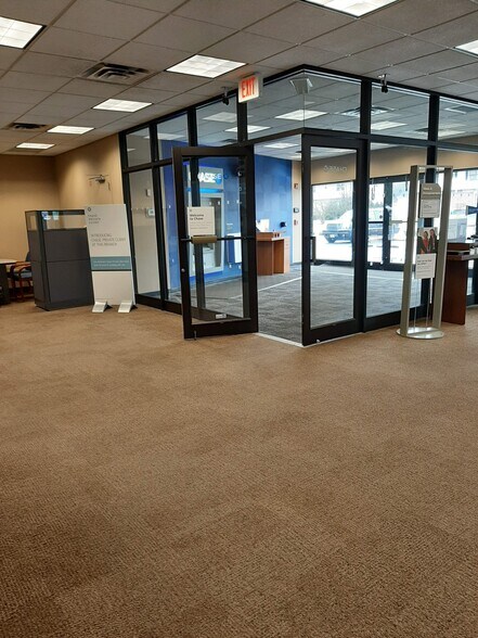 More Photos Of 365 Spotswood Englishtown Rd, Monroe Township Storefront Retail Office For Lease