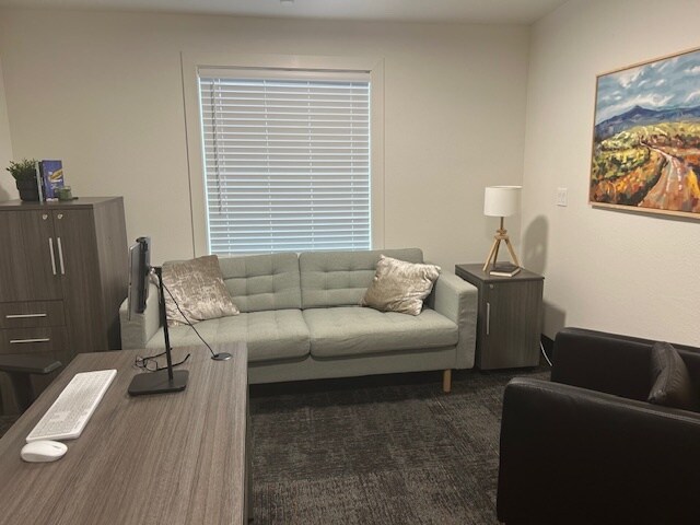 More Photos Of 18445 E Burnside St, Portland Office Residential For Sale