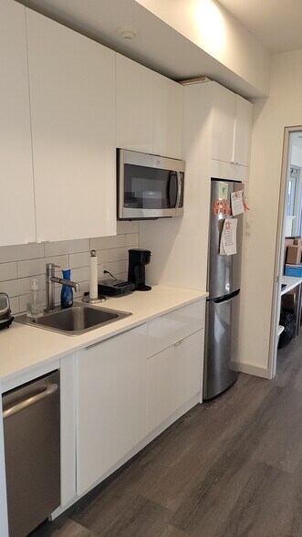 More Photos Of 59 Wilton Rd, Westport Office For Lease