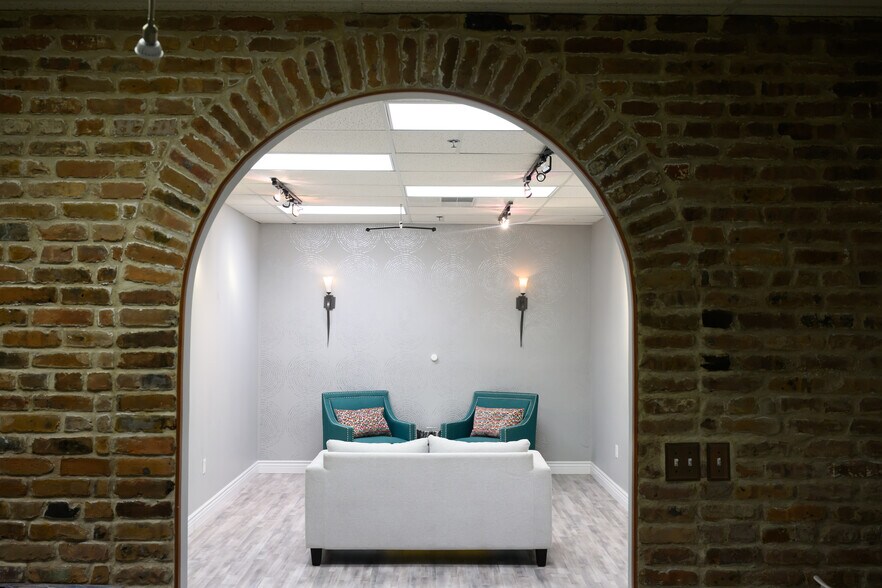 More Photos Of 504 Hamburg Tpke, Wayne Medical For Lease