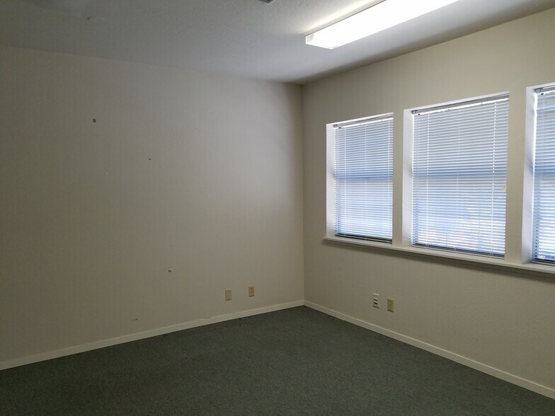 More Photos Of 330 Locust St, Santa Cruz Office For Lease