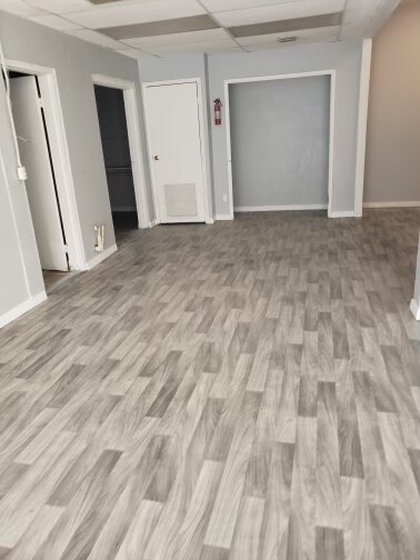 More Photos Of 8610 N Suwanee Ave, Tampa General Retail For Sale