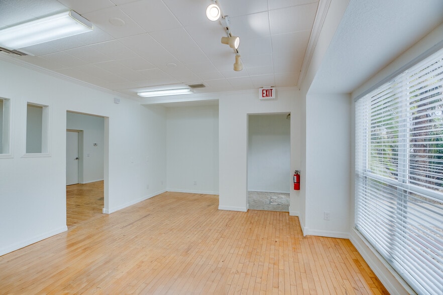 Primary Photo Of 840 19th St, Vero Beach Office Residential For Lease