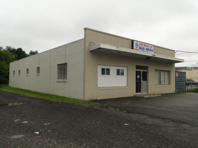 More Photos Of 1985 E State Street Ext, Trenton Warehouse For Sale
