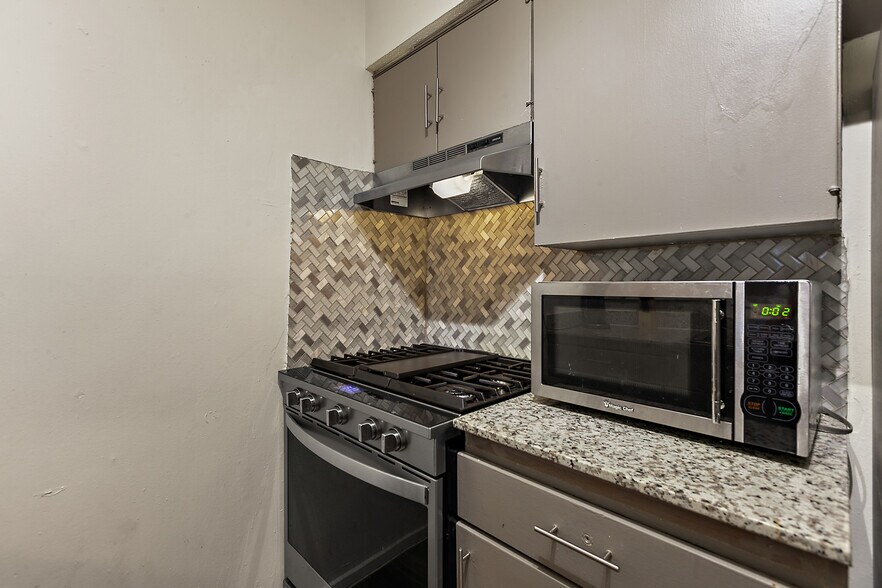 More Photos Of , Austin Multifamily For Sale