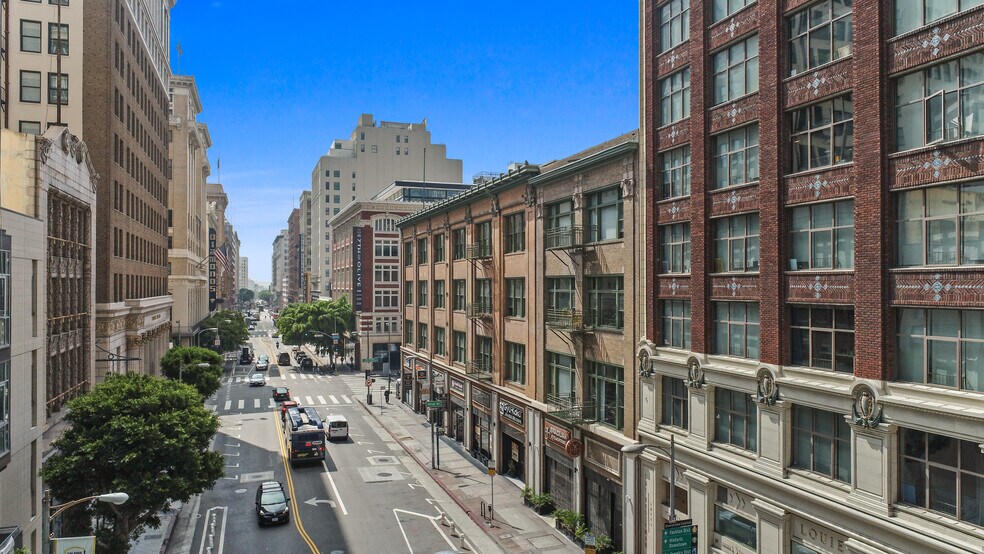 More Photos Of 500 W 7th St, Los Angeles Apartments For Lease