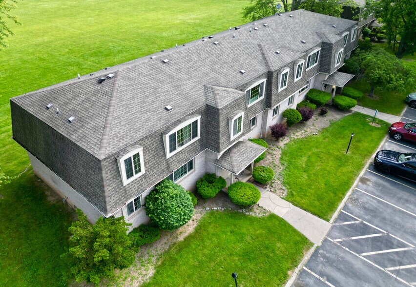 More Photos Of 261 Beattie Ave, Lockport Apartments For Sale