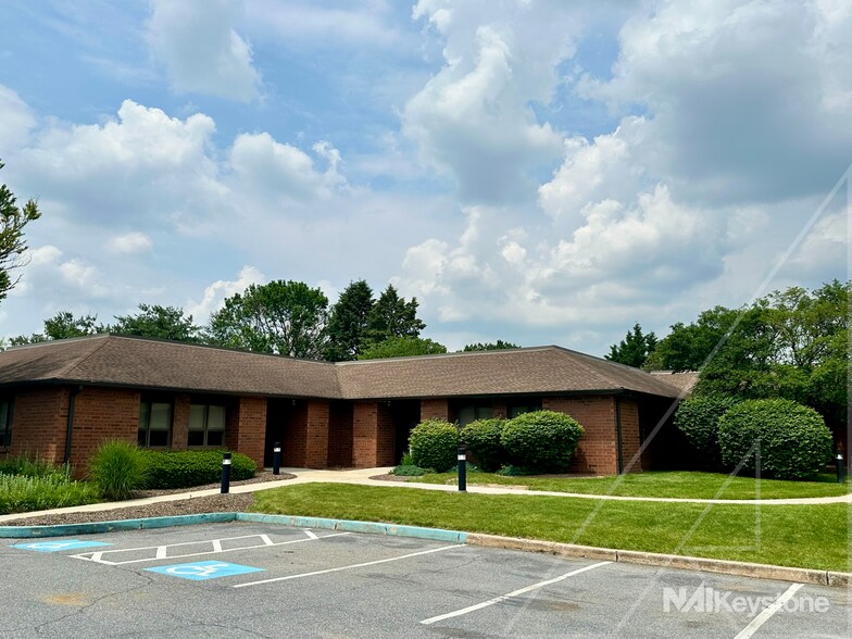 More Photos Of 2201 Ridgewood Rd, Wyomissing Medical For Sale