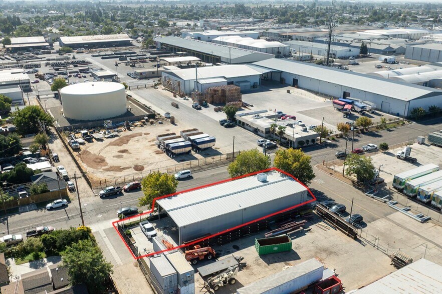 More Photos Of 213 C St, Turlock Warehouse For Sale