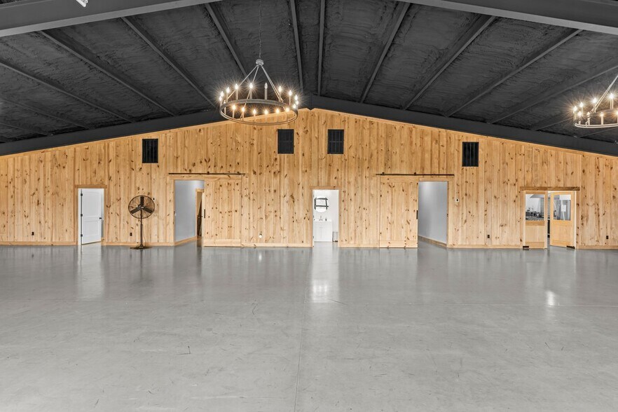 More Photos Of 11179 County Road 1, Enterprise Flex For Sale