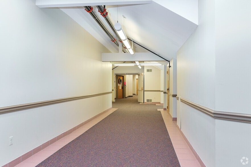 More Photos Of 1100-1110 Long Pond Rd, Rochester Unknown For Lease