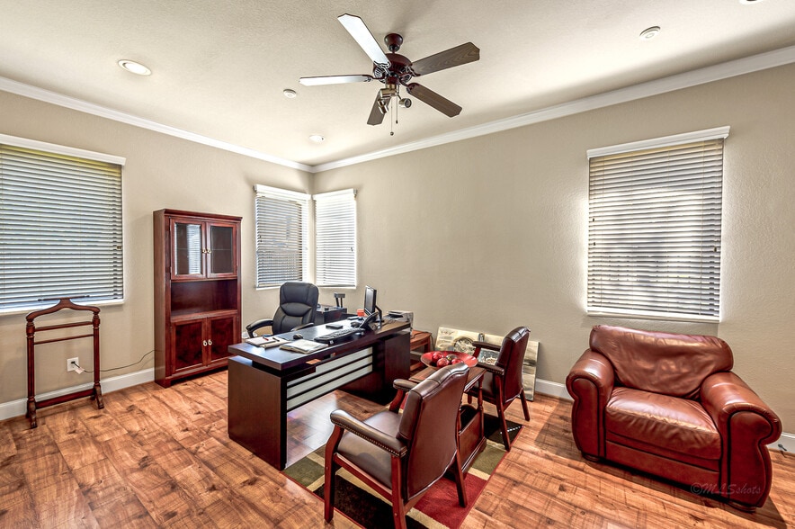 More Photos Of 1846 Snake River Rd, Katy Medical For Lease