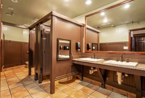 More Photos Of 808 Canyon Rd, Santa Fe Restaurant For Sale