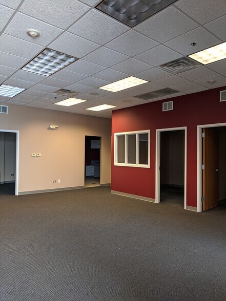 More Photos Of 301-345 Vertin Blvd, Shorewood Unknown For Lease