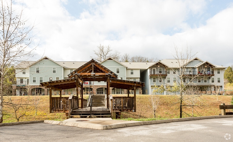 More Photos Of 849 Glades Rd, Gatlinburg Specialty For Sale