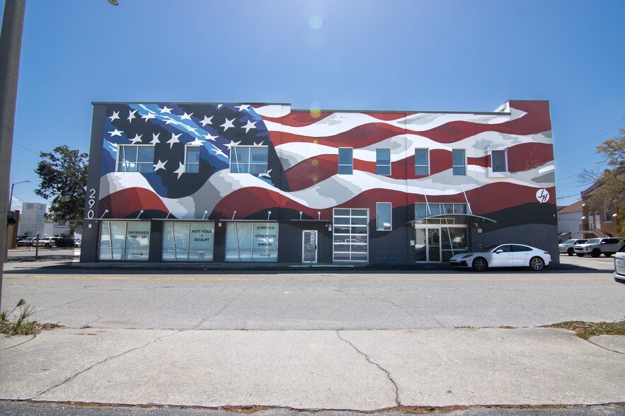 More Photos Of 290 9th St N, Saint Petersburg Storefront Retail Office For Lease