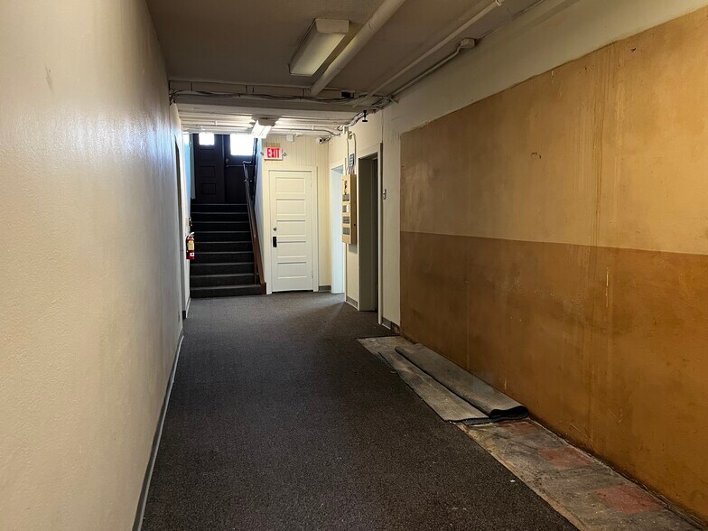 More Photos Of 1709 Shields Ave, Saint Paul Apartments For Sale