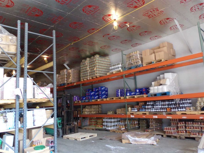 More Photos Of 290 Jeffersonville North Branch Rd, Jeffersonville Warehouse For Lease
