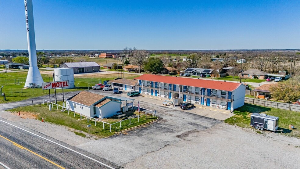 Primary Photo Of 1157 W Bypass 287, Alvord Specialty For Sale