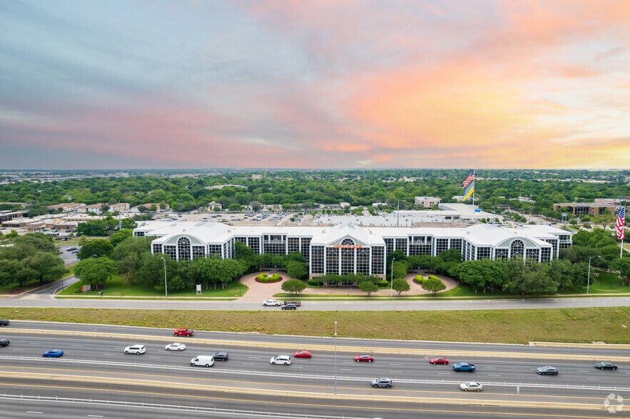 More Photos Of 8303 N Mopac Expy, Austin Office For Lease
