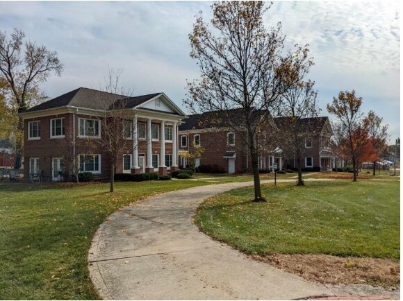 More Photos Of 627 Walnut St, Anderson Apartments For Sale