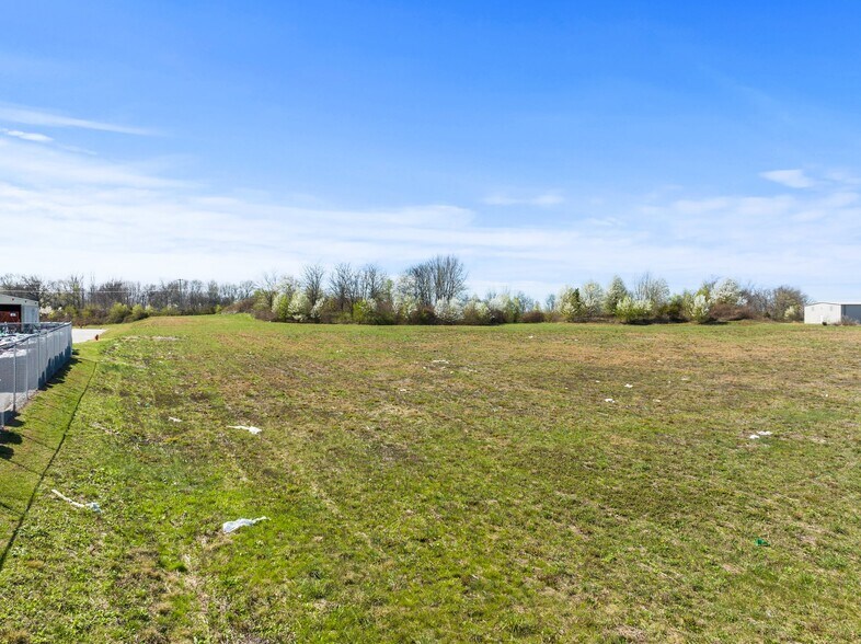 More Photos Of 0 Decherd Blvd, Winchester Land For Sale