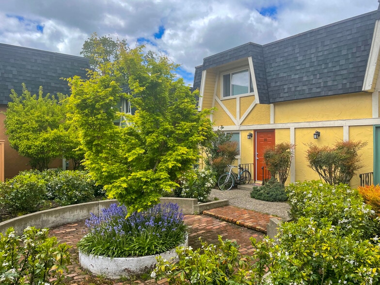 More Photos Of 540 Polk St, Eugene Apartments For Sale