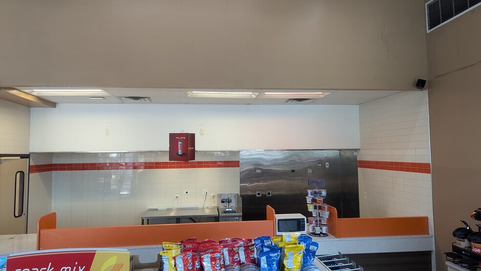 More Photos Of 4359 N Pulaski Rd, Chicago Storefront For Lease