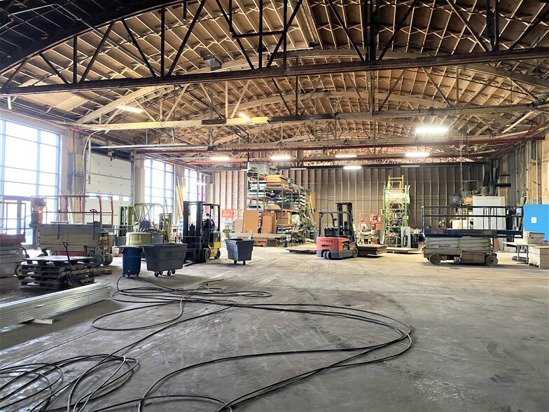 More Photos Of 5505 123rd St W, Savage Manufacturing For Lease