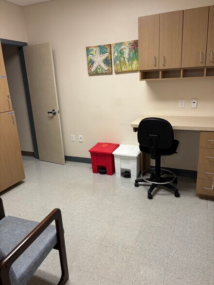 More Photos Of 1182 Ocean Shore Blvd, Ormond Beach Unknown For Lease