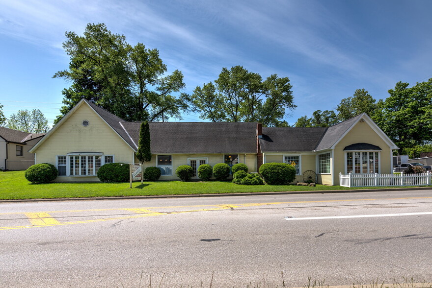 Primary Photo Of 9417 Main Street, Cincinnati Freestanding For Sale