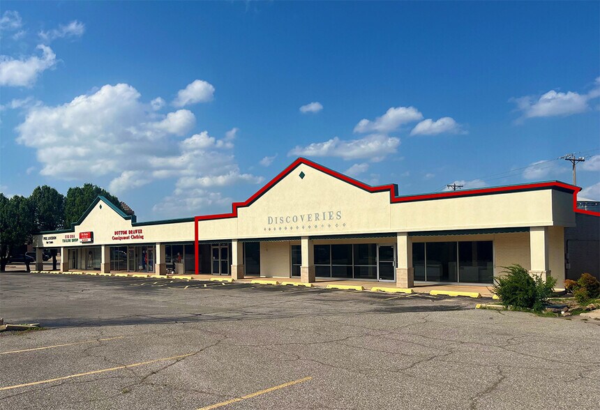 Primary Photo Of 7612-7628 N Western Ave, Oklahoma City Freestanding For Lease