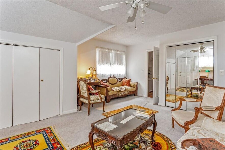 More Photos Of 538 NY-17A, Tuxedo Park General Retail For Sale