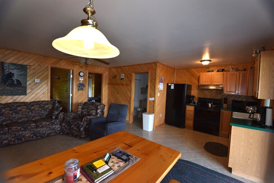 More Photos Of 109 Sinclair Rd, Sinclair Sports And Entertainment For Sale