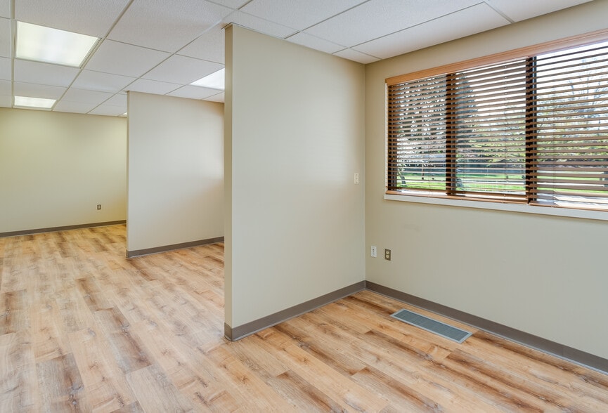 More Photos Of 138 N Main St, Canton Healthcare For Sale