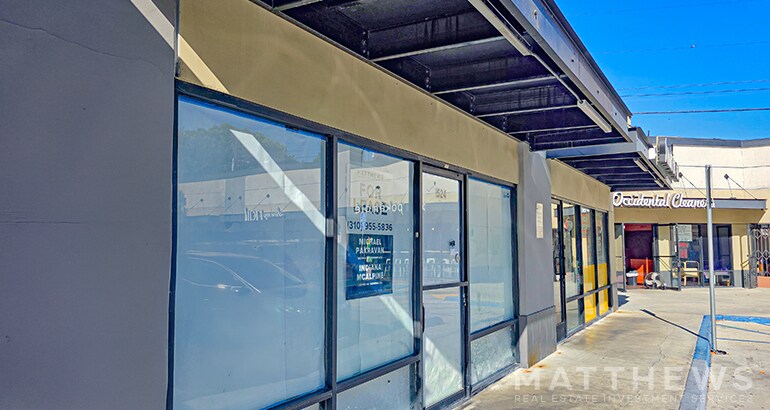 More Photos Of 520-534 S Occidental Blvd, Los Angeles Storefront For Lease