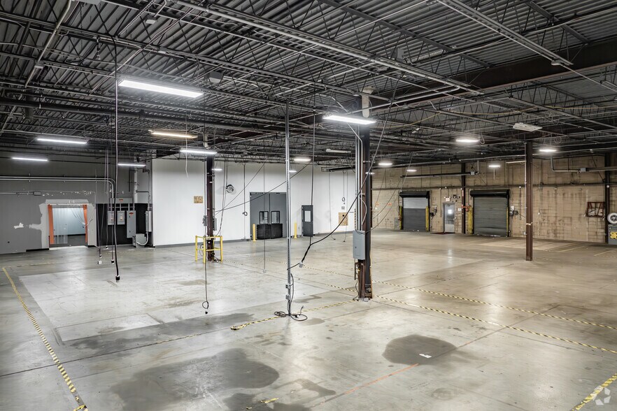 More Photos Of 500 Corporate Dr, Mahwah Light Manufacturing For Sale
