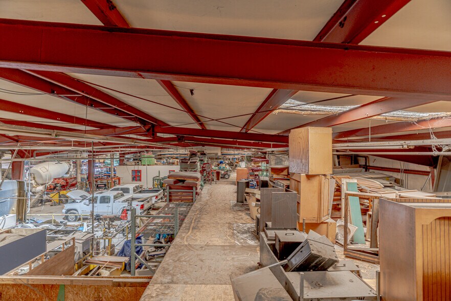 More Photos Of 301 Burke Ave, Jonesboro Warehouse For Sale