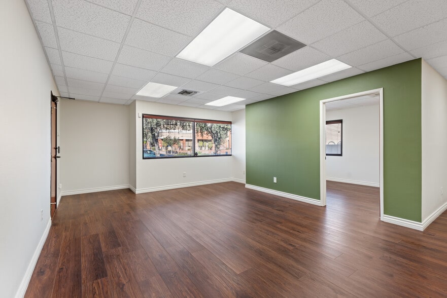 More Photos Of 310 E Foothill Blvd, Arcadia Medical For Sale