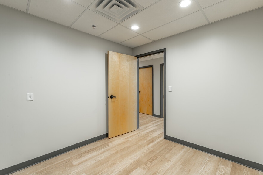 More Photos Of 929 Spring Creek Rd, Chattanooga Medical For Lease