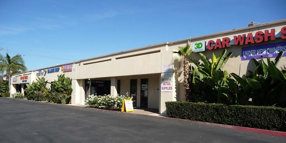 More Photos Of 1501-1519 S Grand Ave, Santa Ana Warehouse For Lease