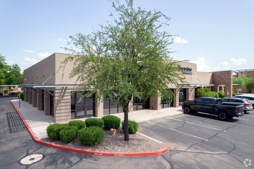 More Photos Of 2715 S Alma School Rd, Chandler Loft Creative Space For Lease