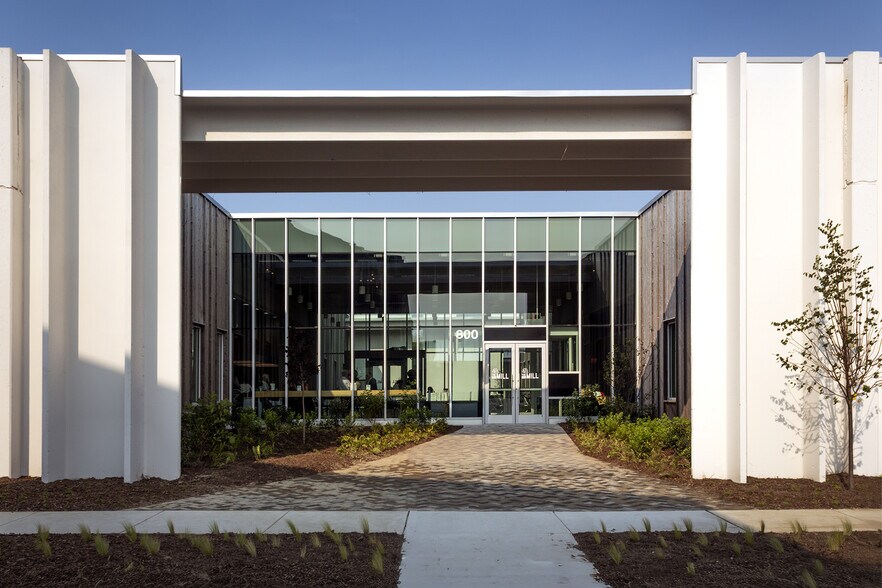 Primary Photo Of 800 Atlanta Rd, Seaford Coworking Space