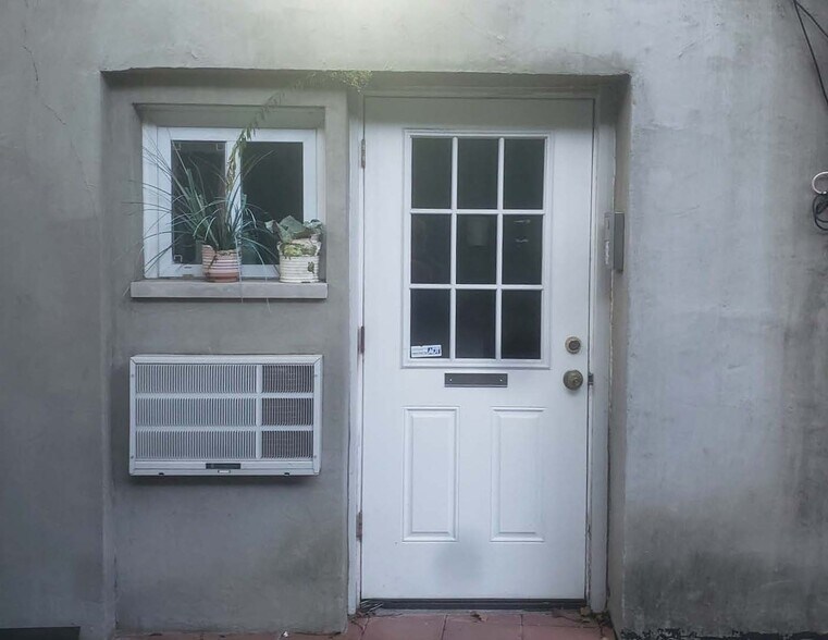 Primary Photo Of 3580 Netherland Ave, Bronx Apartments For Lease