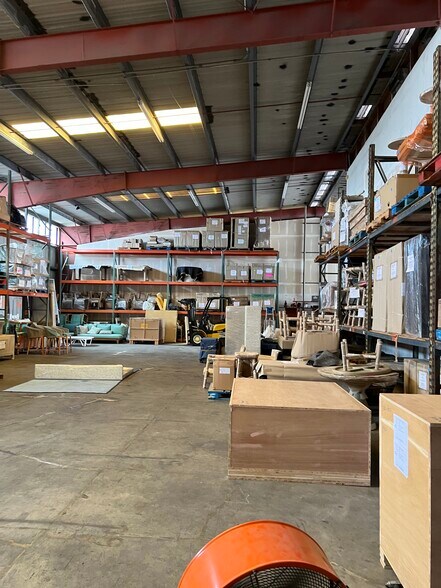 More Photos Of 74-5518 Kaiwi St, Kailua Kona Warehouse For Lease