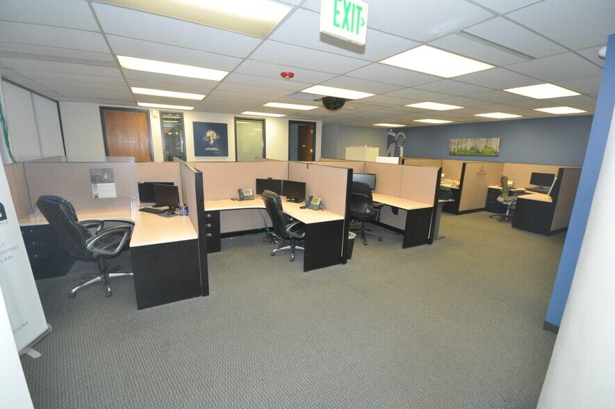 More Photos Of 2675 S Abilene St, Aurora Office For Lease