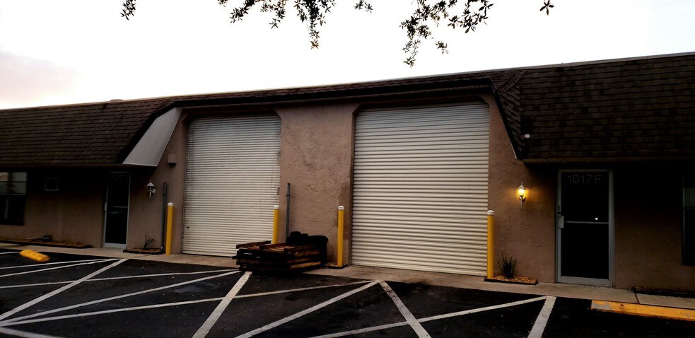 More Photos Of 1013-1017 SE 12th Ave, Cape Coral Industrial For Lease