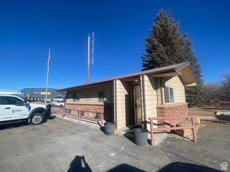More Photos Of 184 Center st, Duchesne Office For Sale