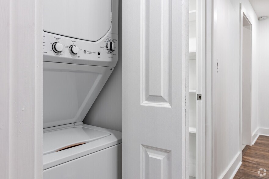 More Photos Of 1031 Scott Blvd, Decatur Apartments For Sale