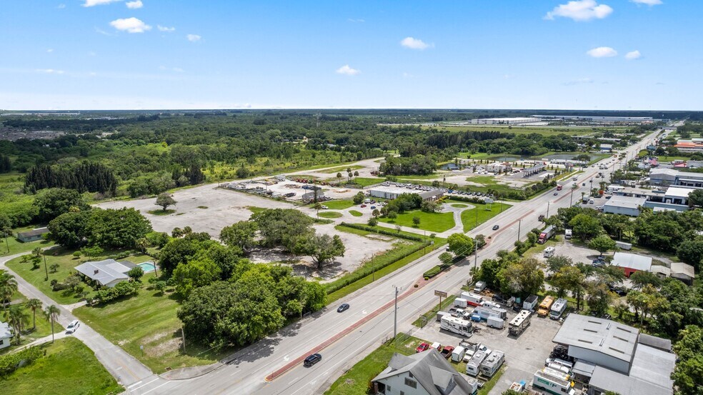 More Photos Of 5501 Orange Ave, Fort Pierce Light Distribution For Sale